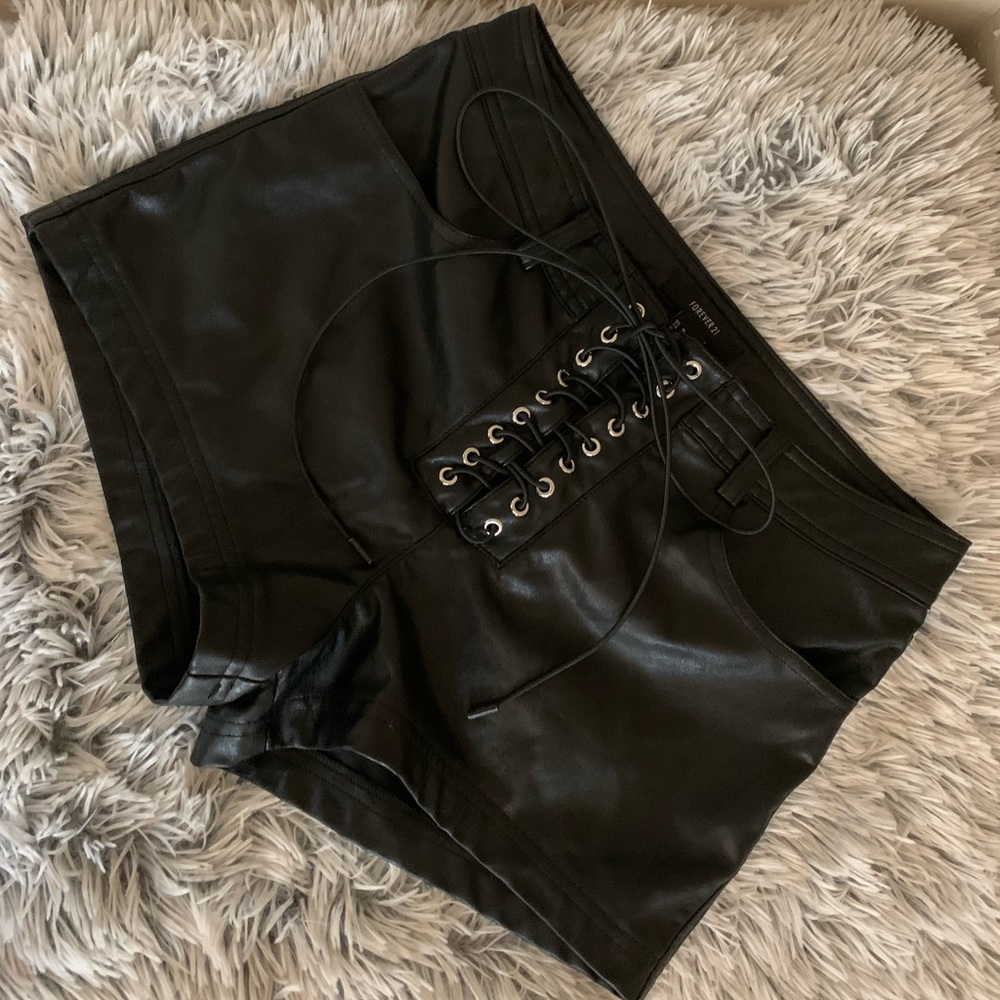 Forever 21 shorts